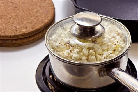 popping popcorn on stovetop